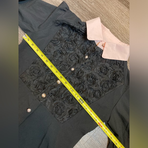 Button Front Long Sleeve Blouse - Picture 11 of 12